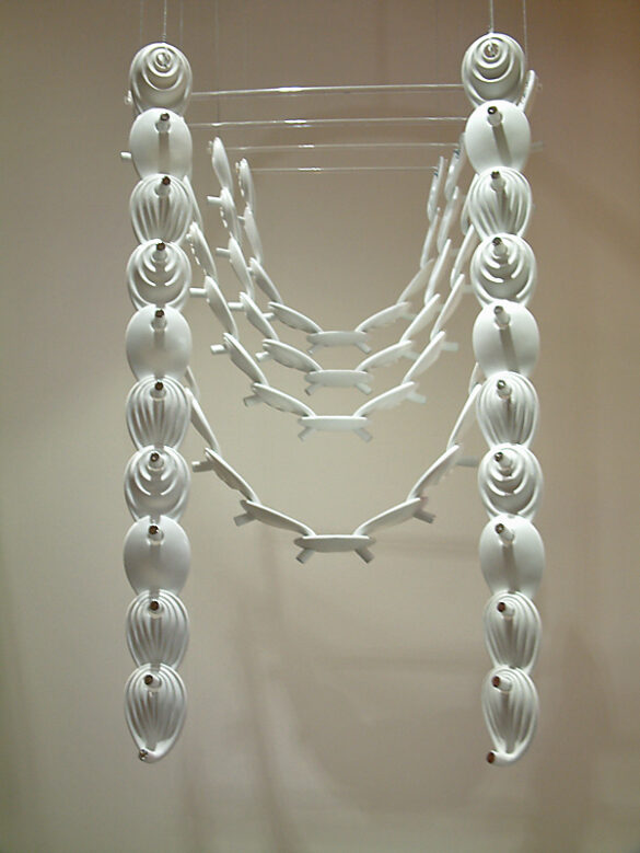 VIVIANE-ESNAULT Pieza de porcelana de Viviane Esnault