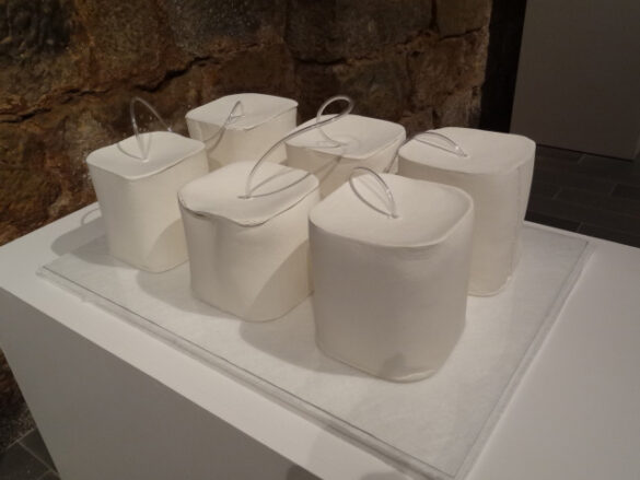 Pieza de cerámica de Carmen Ballester