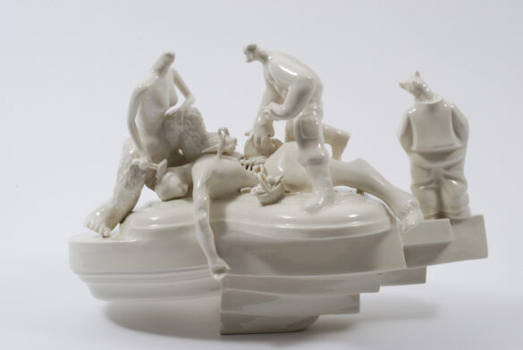Pieza de cerámica de Louise HindsGavl