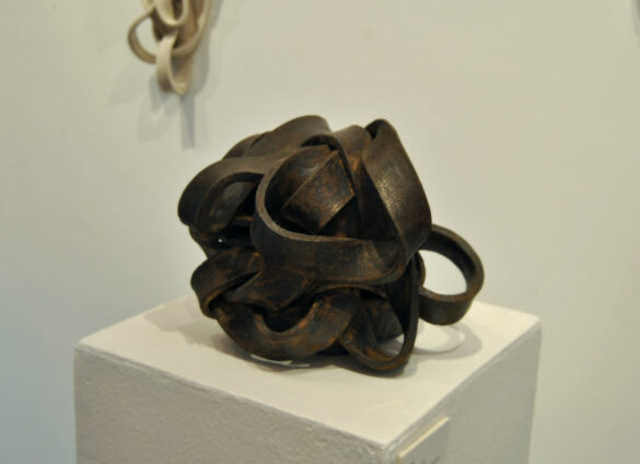 Escultura cerámica de Clara Graziolino