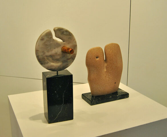 Escultura cerámica de Lucia Yang Lee Yao Huo