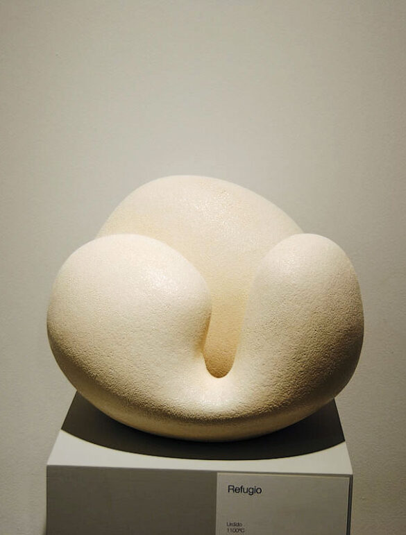 Rafaela Pareja Pieza de cerámica de Rafaela Paraja