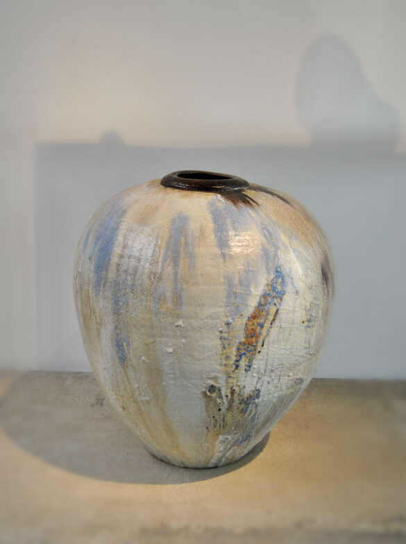 Pieza de cerámica de Georges Sybesma