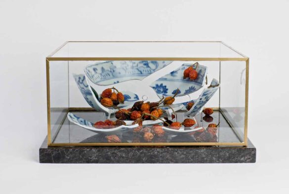 Bouke de Vries. “Dead Nature 4” (Tim Higgins) Pieza de cerámica de Bouke de Vries