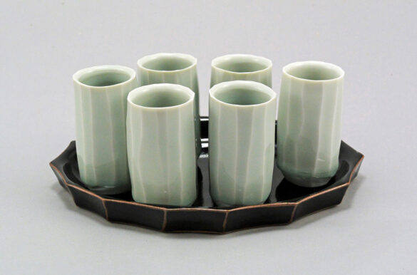 Pieza de cerámica de Barry Krzywicki