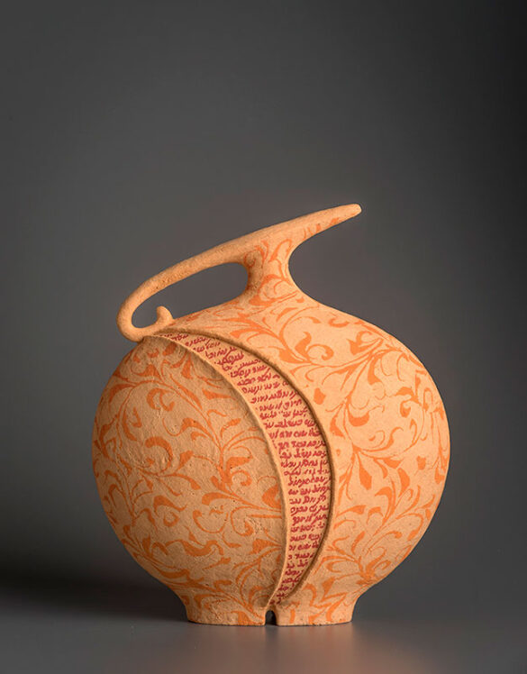 Pieza de cerámica de Avital Sheffer