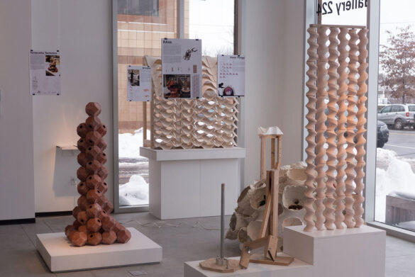 ascer_2 Vista de la exposición de cerámica para la arquitectura