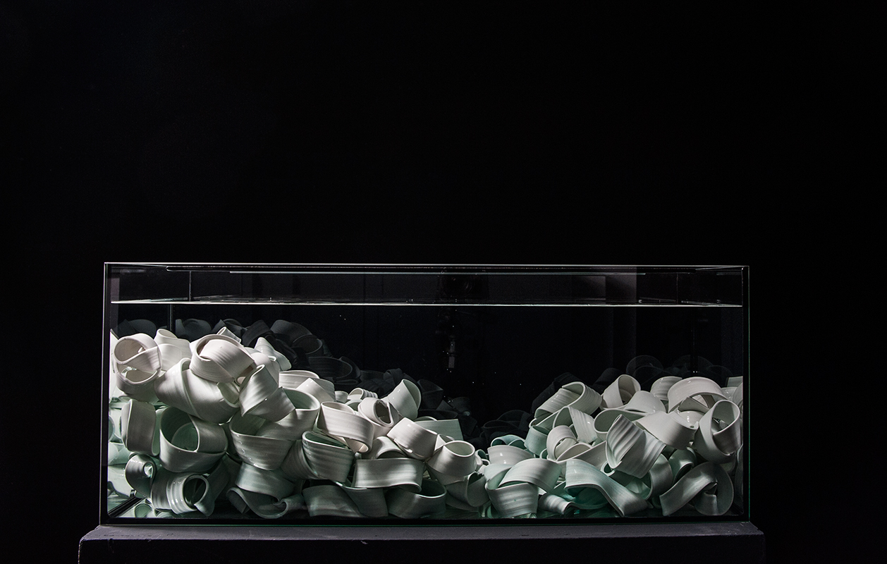 Pieza de cerámica de Weronika Lucinska