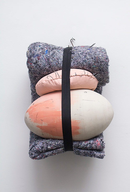 Escultura cerámica de Estela Miguel