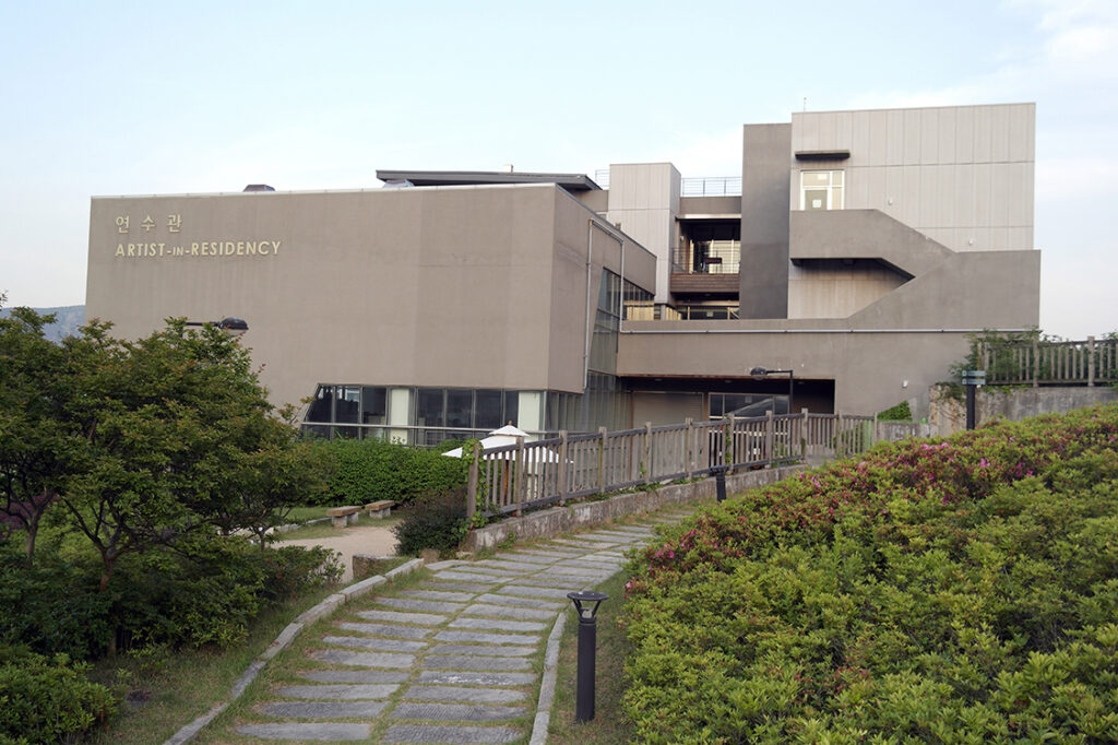 Clayarch Gimhae Museum