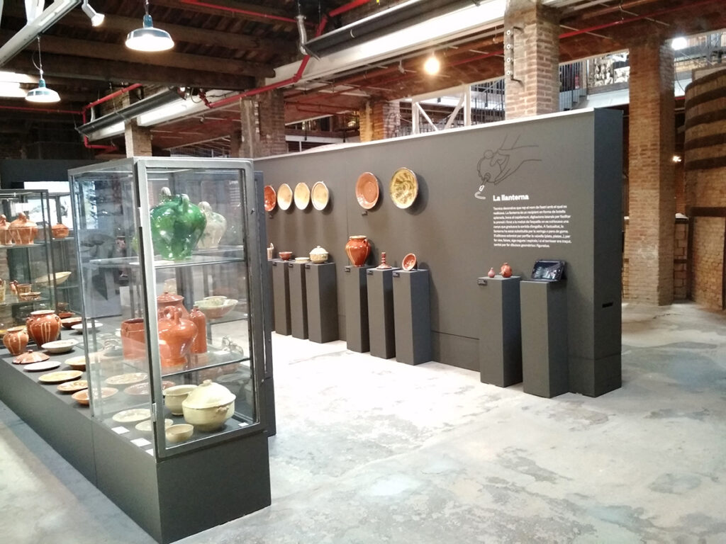 Cerámica Can Solomó, Terracota Museo, de la Bisbal, Girona