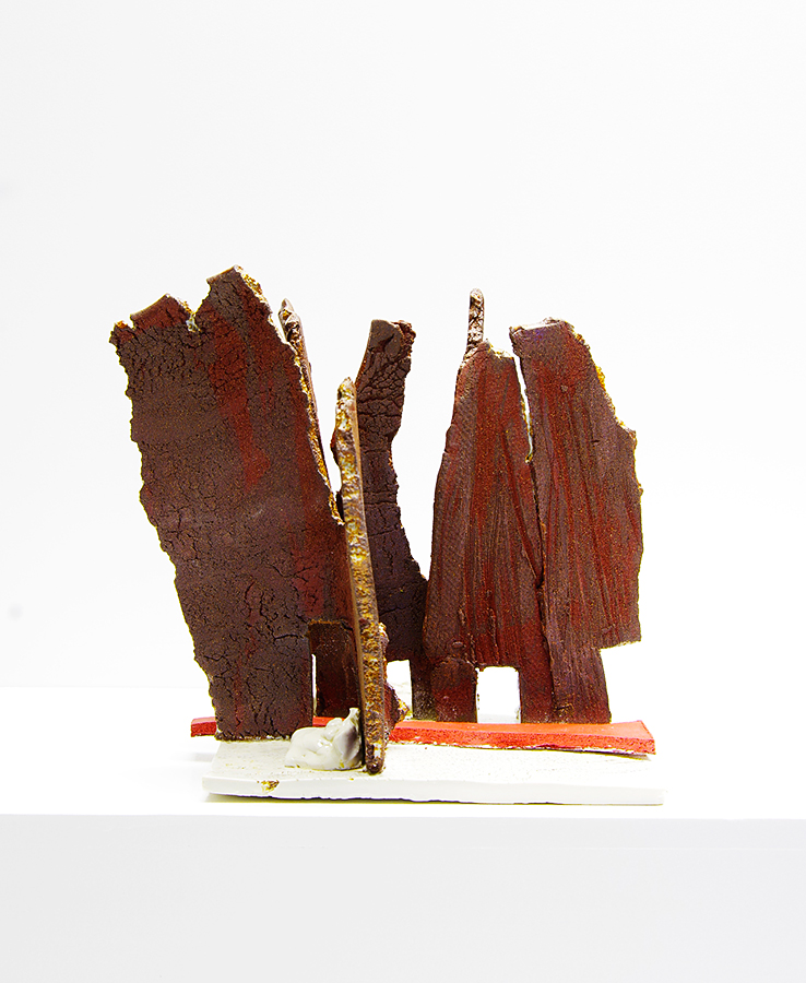 Escultura cerámica de Leslie González