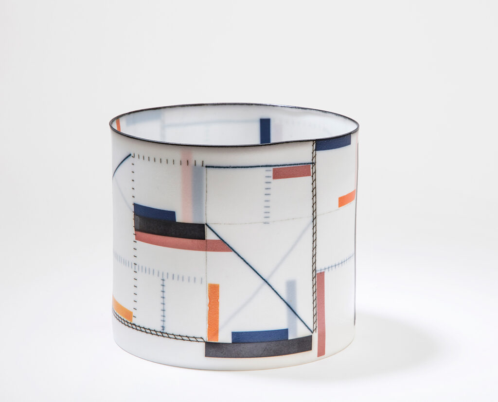 Exposición “Invertir roles: la decoración como elemento estructural ...