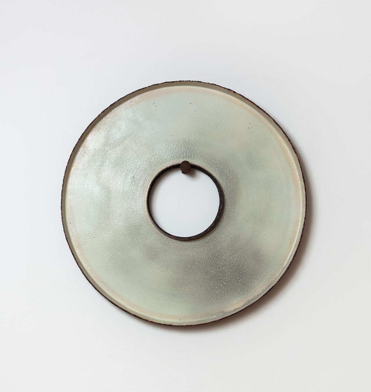 Pieza de cerámica de Kazuhito Nagasawa