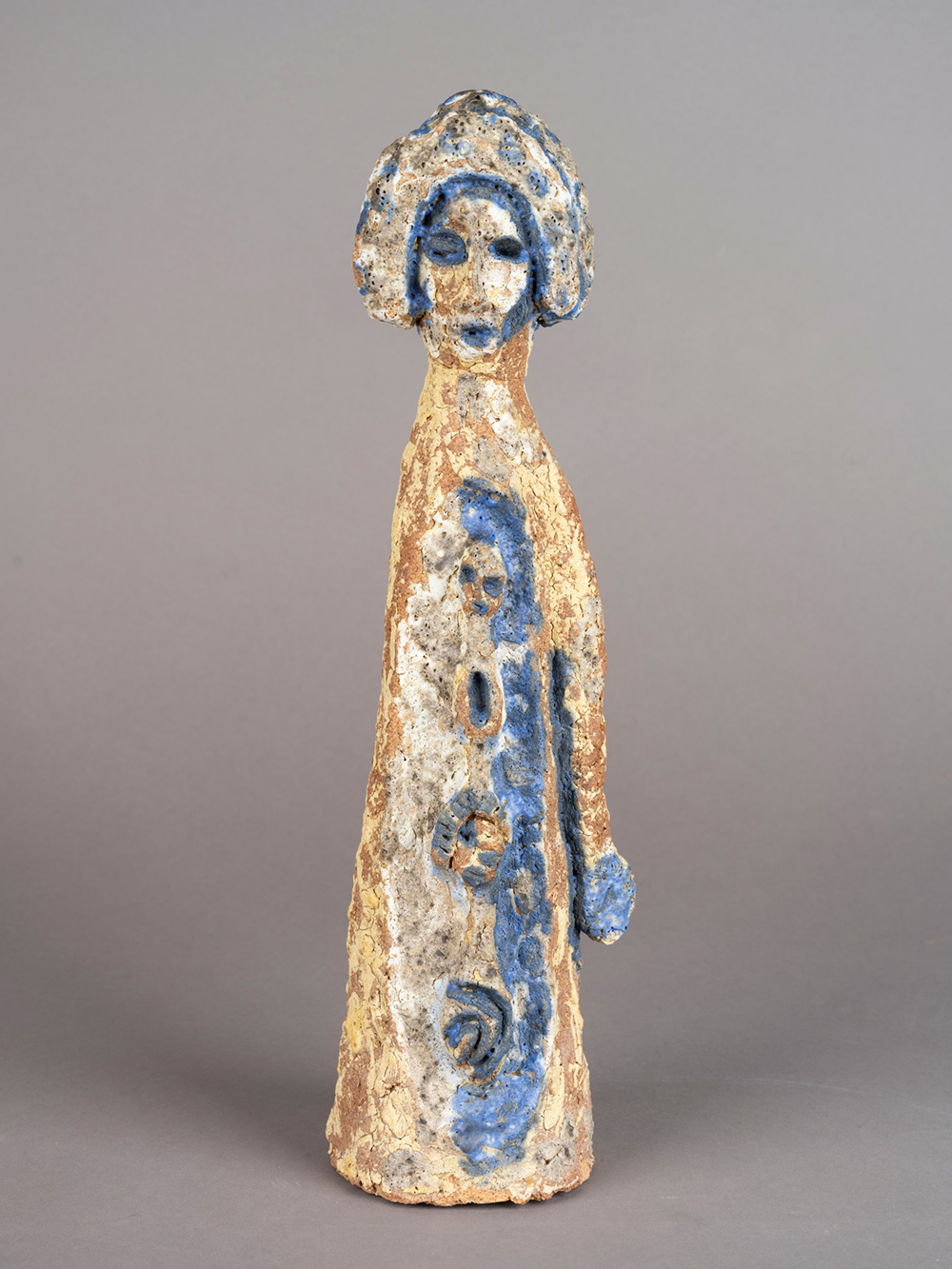 Escultura cerámica de Parvine Curie