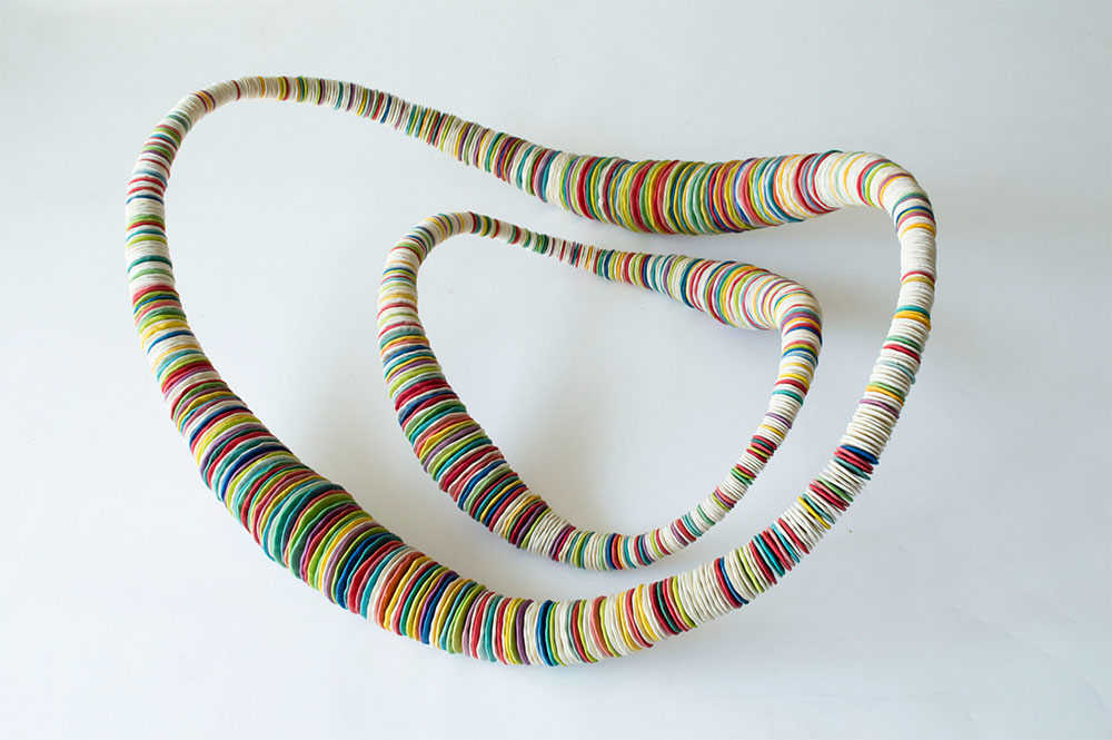 Escultura cerámica de Juana Fernández