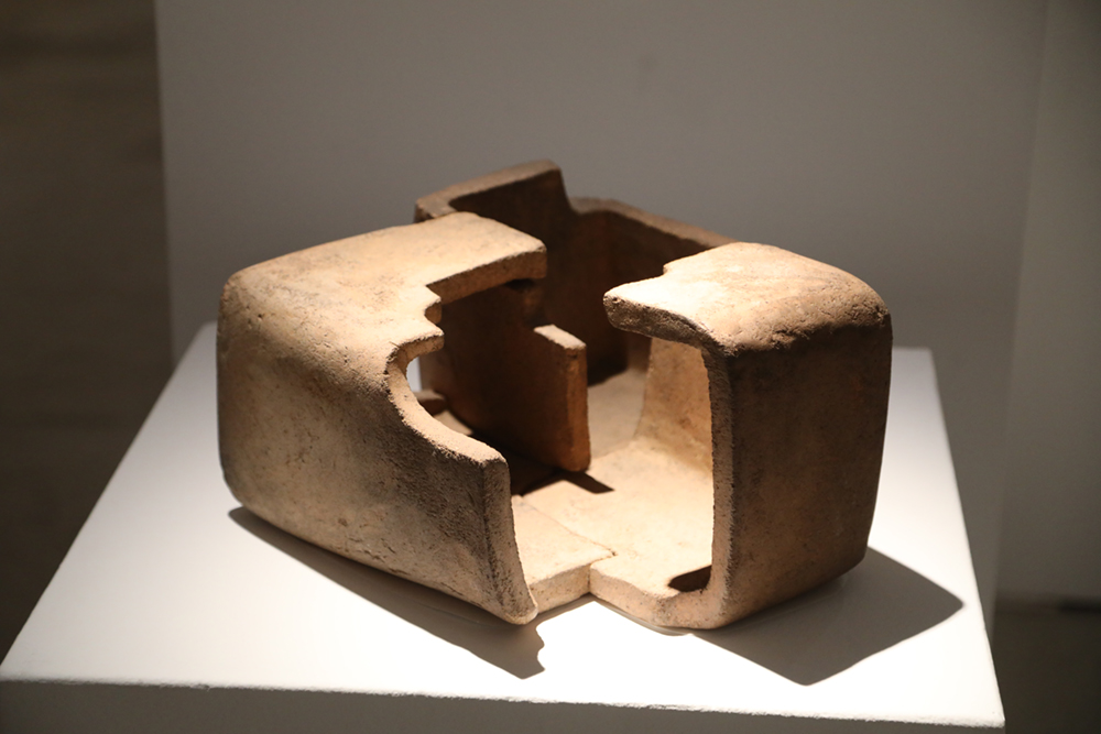Esculturas cerámicas de Eduardo Chillida