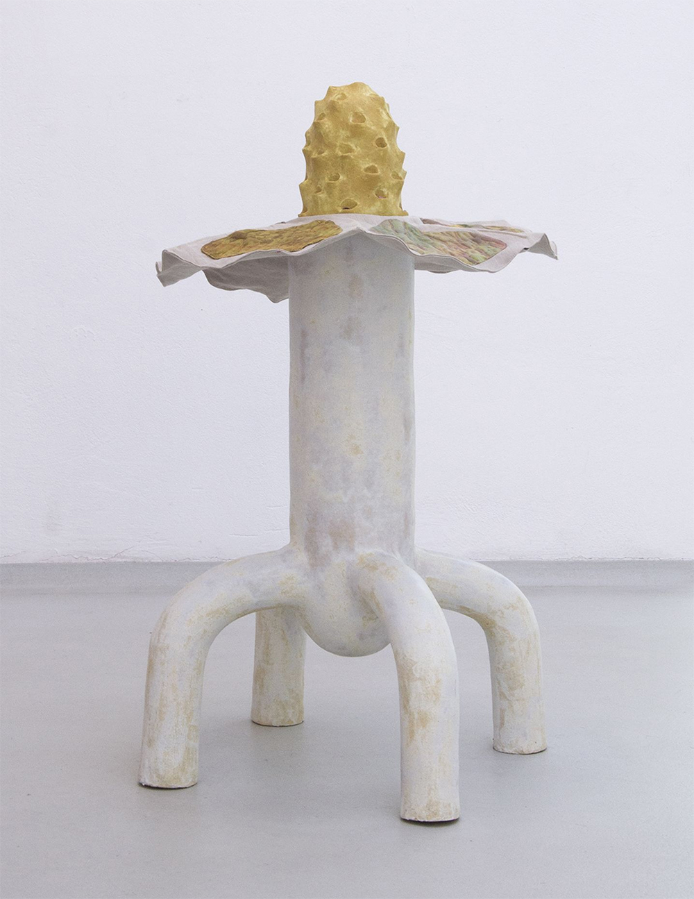 Escultura cerámica de Angelika Stefaniak