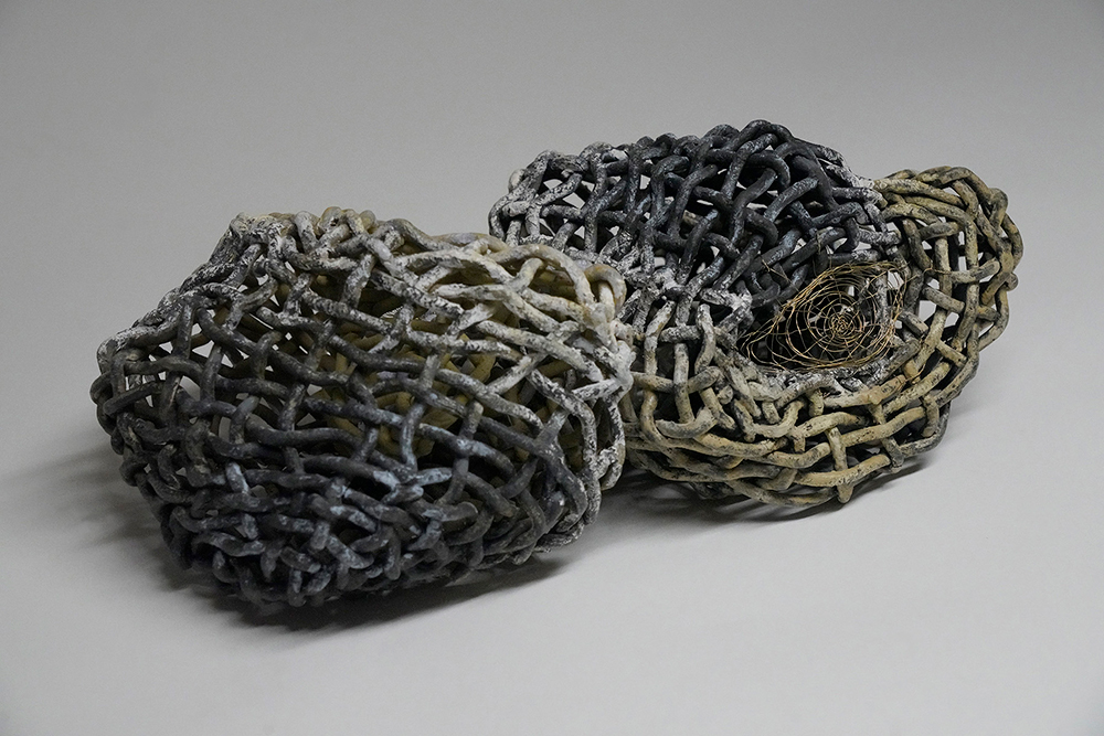 Escultura cerámica de Phyllis Kudder Sullivan