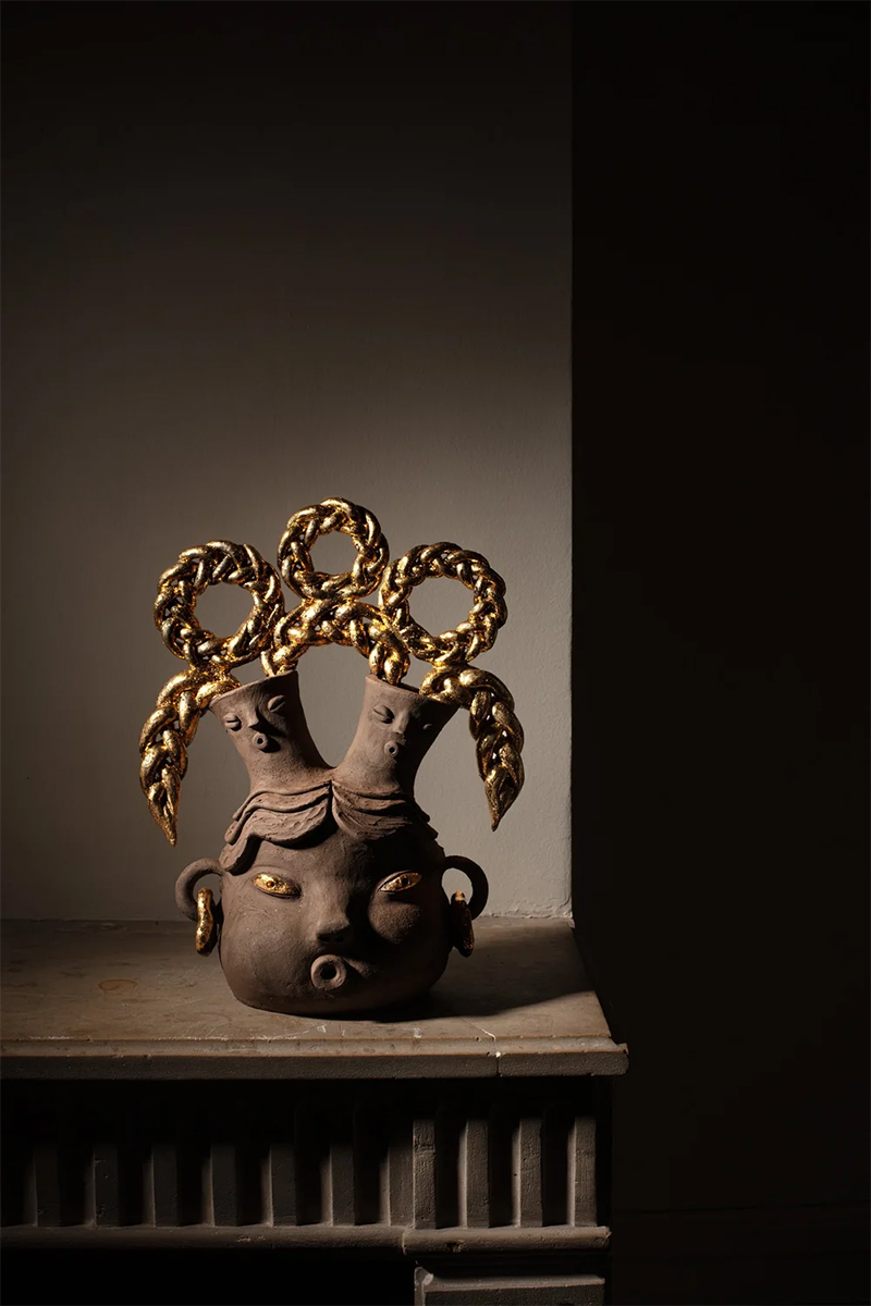 Escultura cerámica de Joel Gaitan