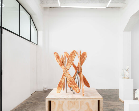 Escultura cerámica de Elisa Braem