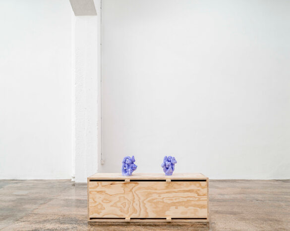 Escultura cerámica de Elisa Braem