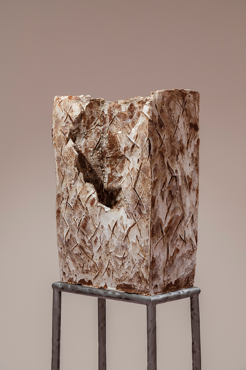 Escultura cerámica de Elisa Braem