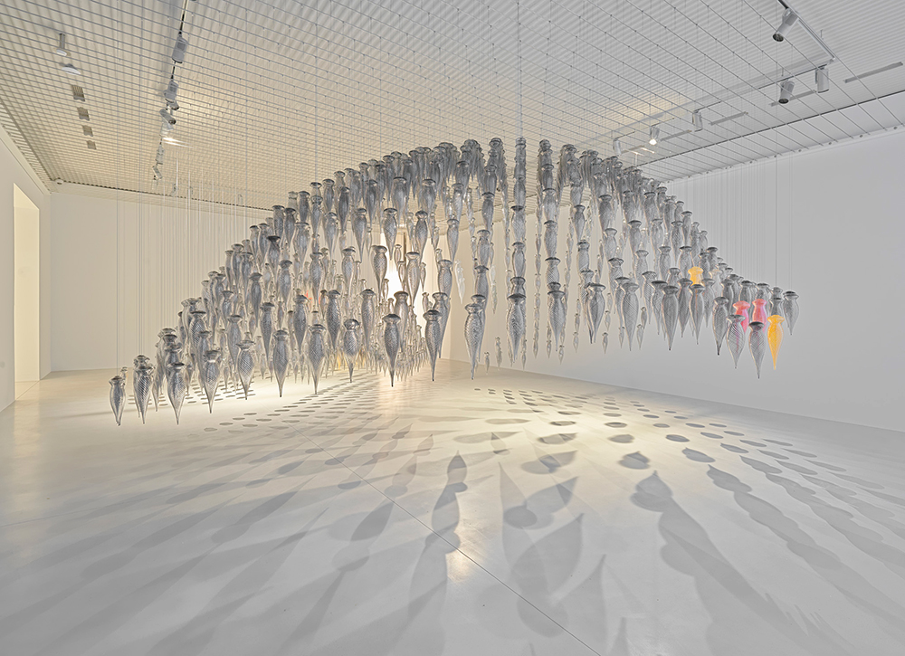 Instalación artística de Magdalene Odundo