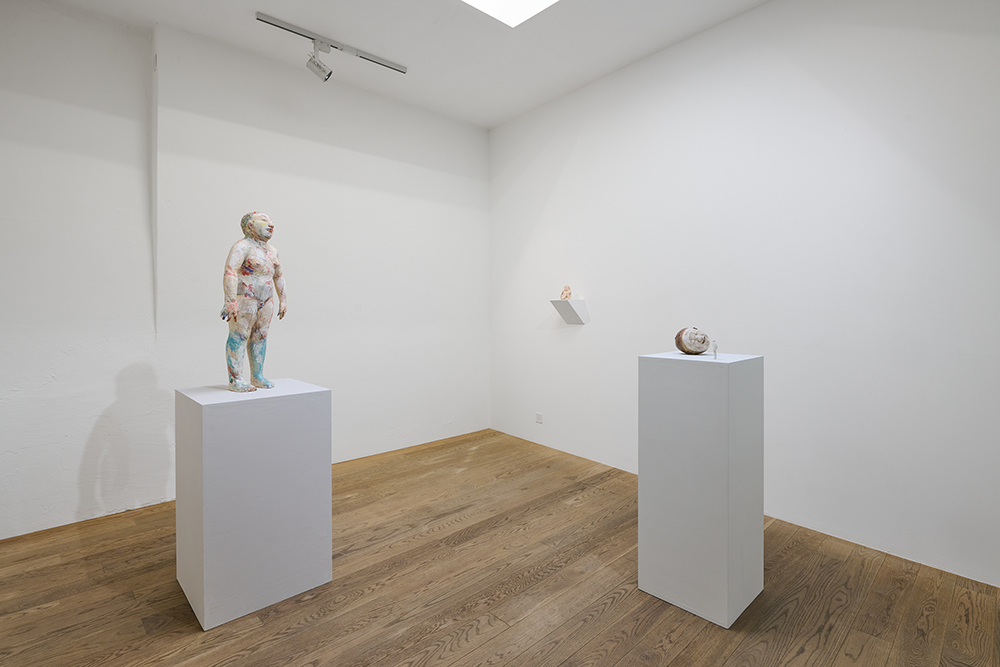 Escultura cerámica de Gundi Dietz