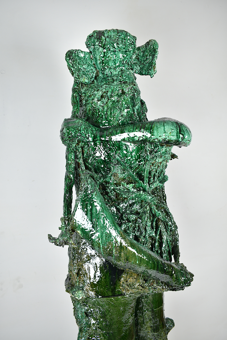 Escultura cerámica de Paolo Porelli