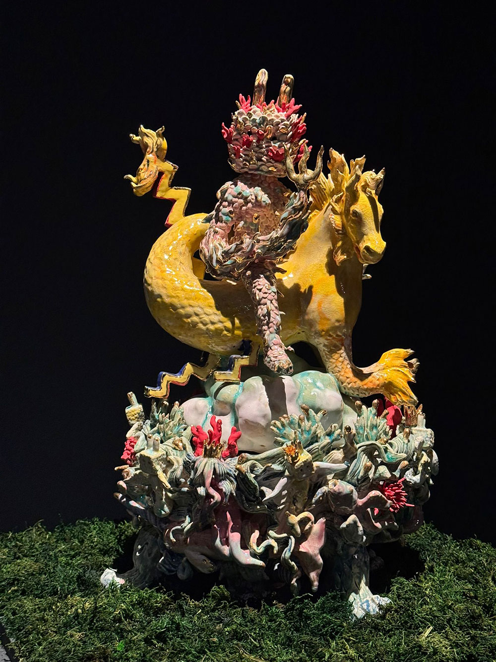 Escultura cerámica de Rafael Chacón