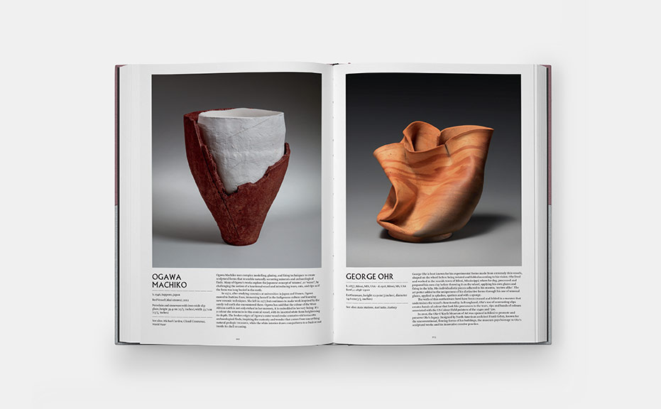 Páginas interiores del libro "The Pot Book
